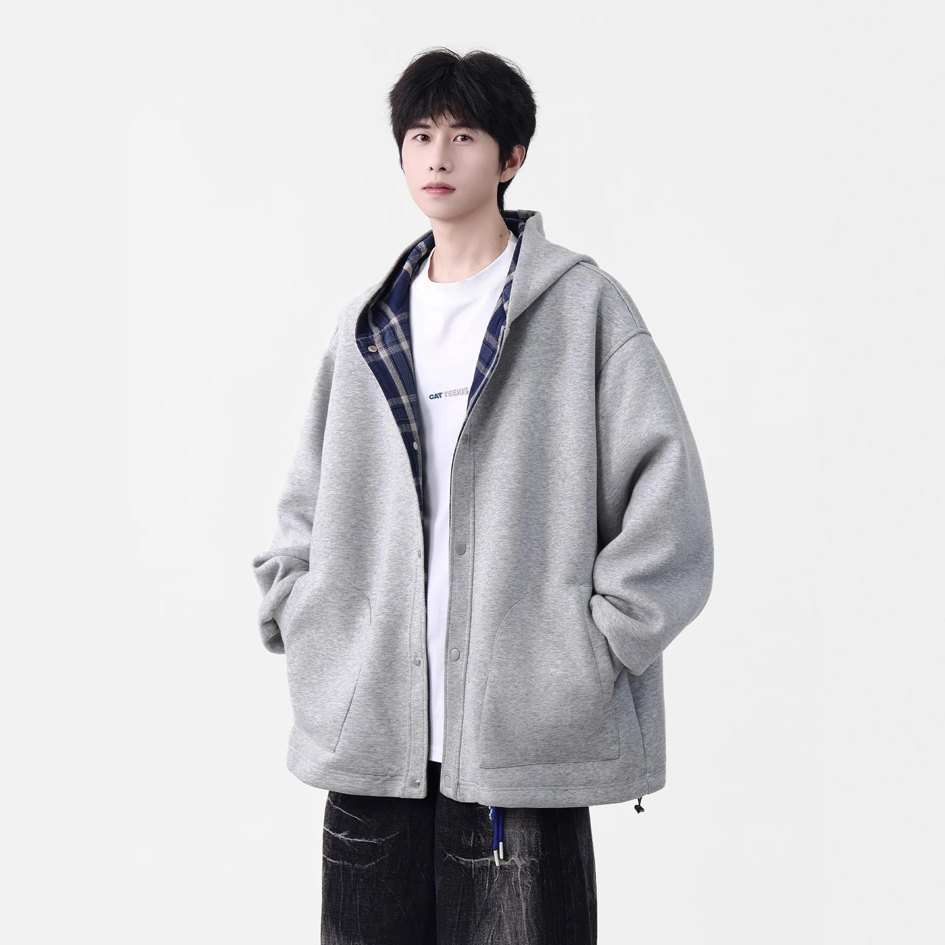 

2025 Мужская осень 2025 Новая модная брендовая мужская повседневная куртка с капюшоном в американском стиле ретро в стиле ретро