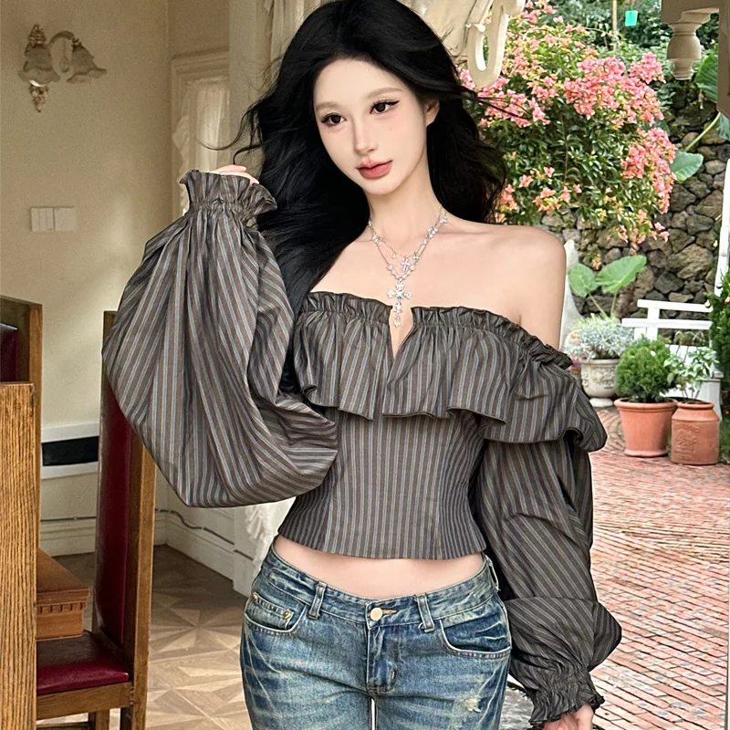 

2026 Striped Design Niche Short Style with Ruffled Edges Lazy Style One Necked off Shoulder Long Sleeved Top