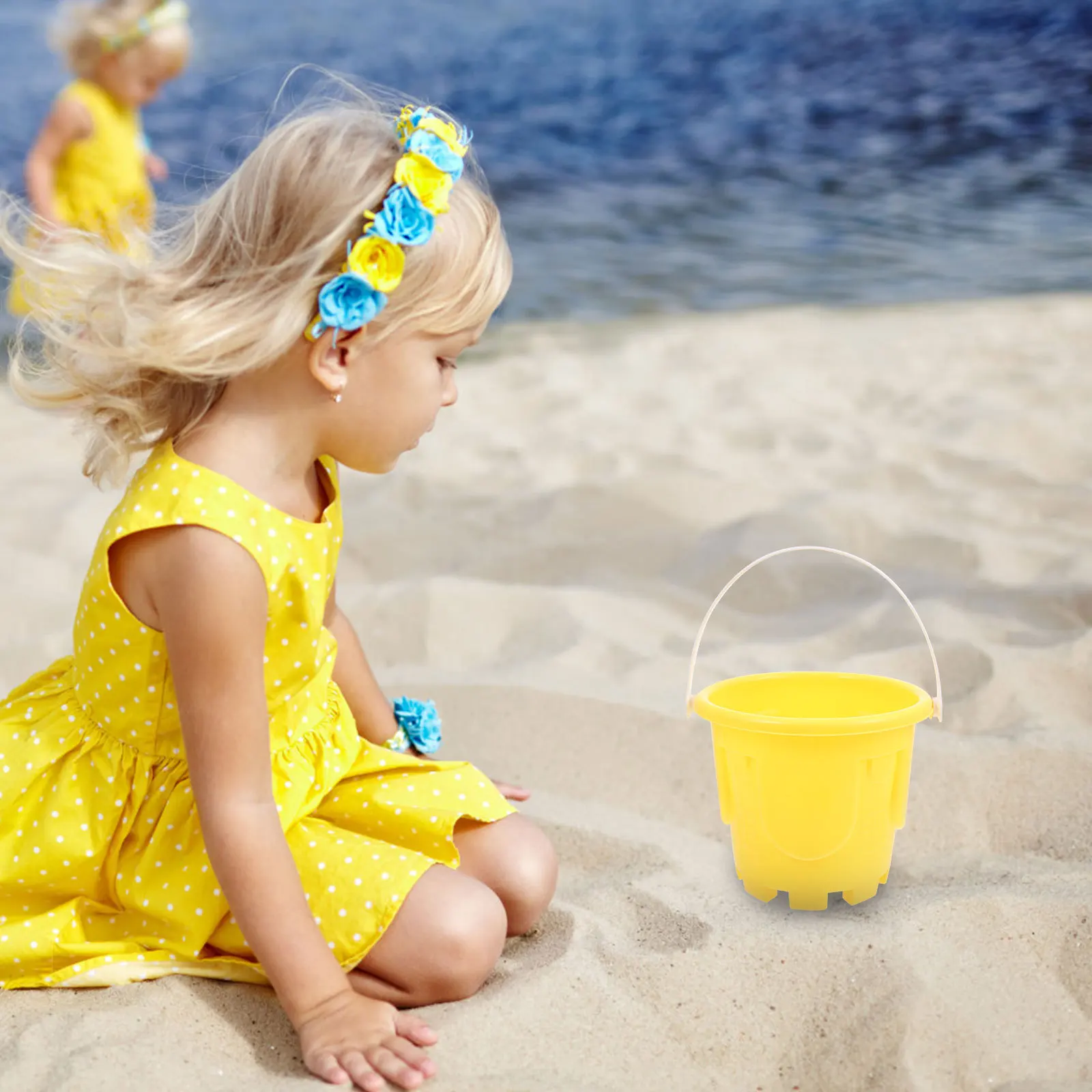 

4pcs Kids Beach Sandbox Set Plastic Castle Bucket Sand Playset For Children Outdoor Beach Game Fun Educational