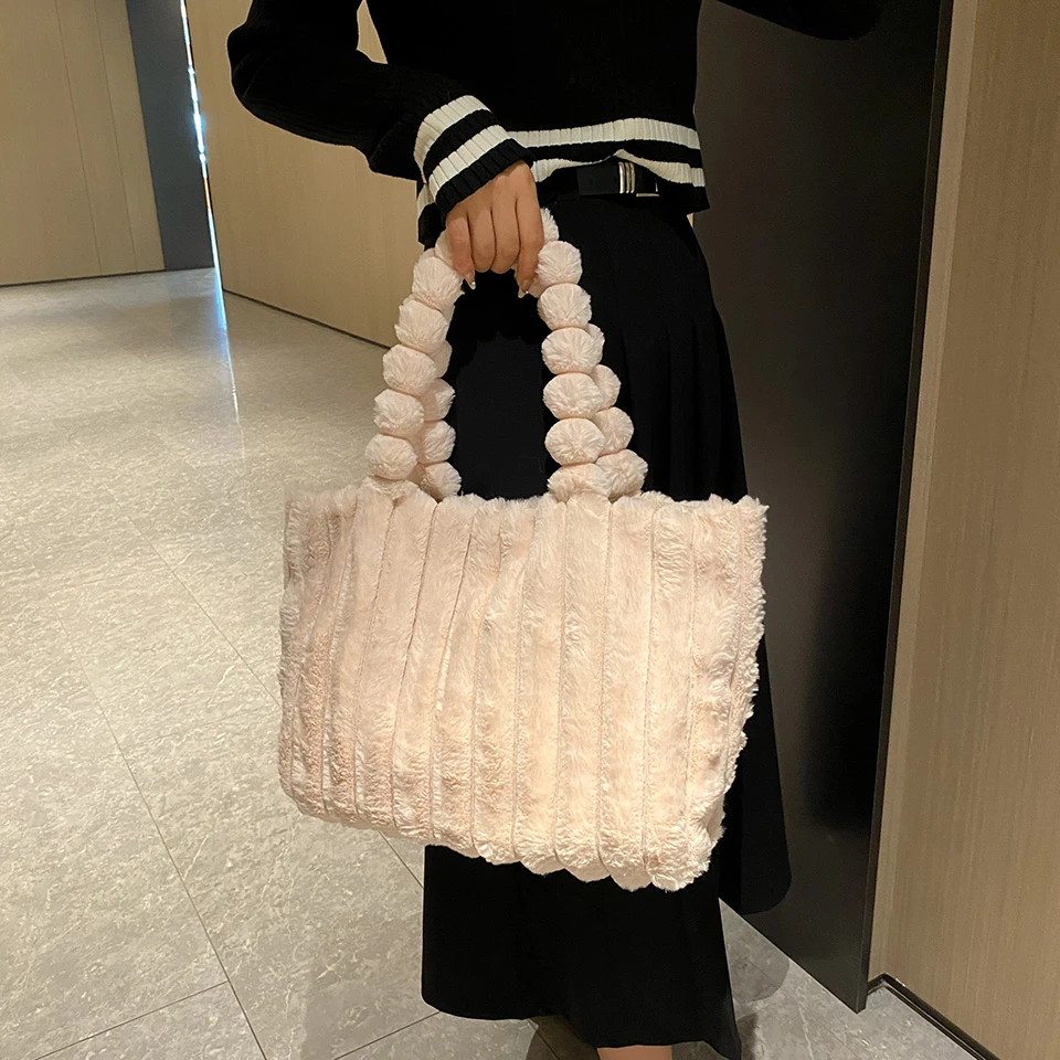 Large Fluffy Tote Women\'s Bag Winter Black Furry Luxury Designer Handbag Y2K Fur Shoulder Bag Soft Plush Eco Bag Korean Shopping