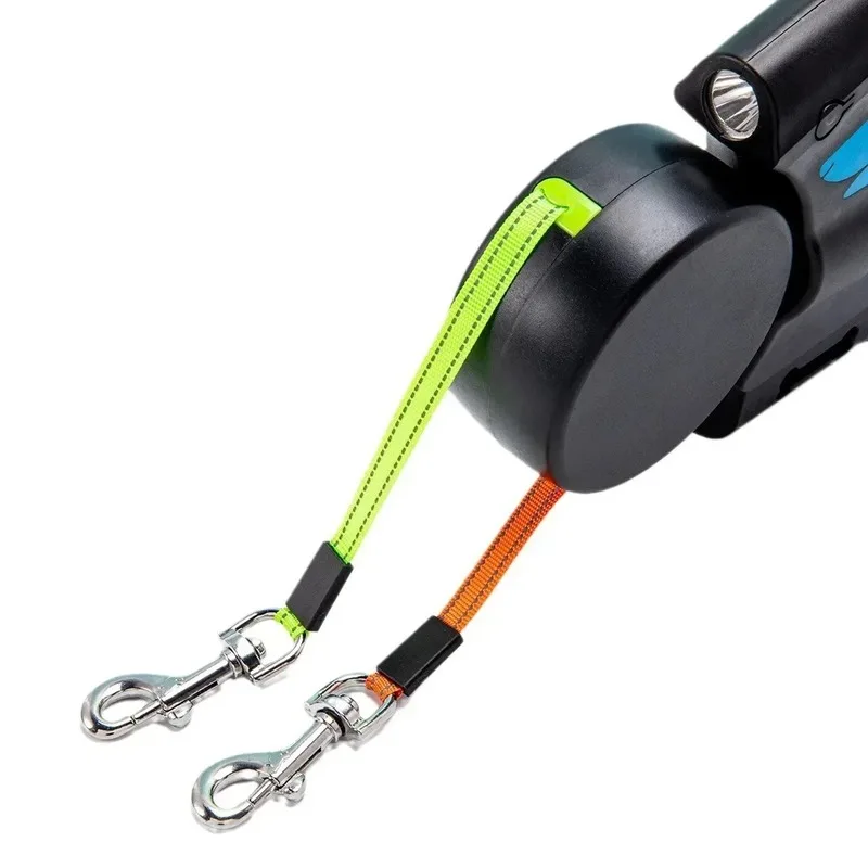 leash for 2 dogs