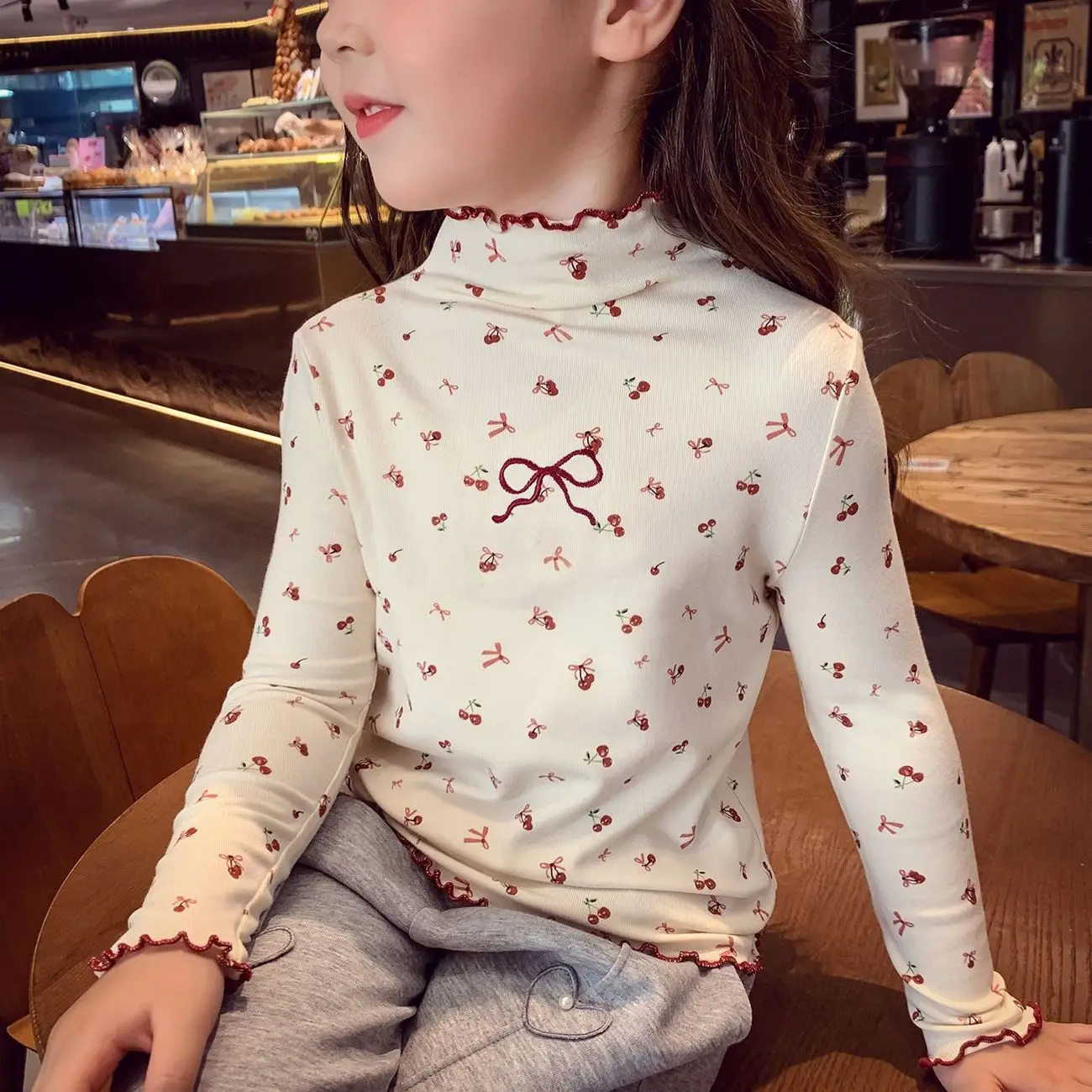 2026 Girls Undershirt Fall 2026 New Stylish Kids Top Print Bow Knot Little Girl Versatile Long Sleeve