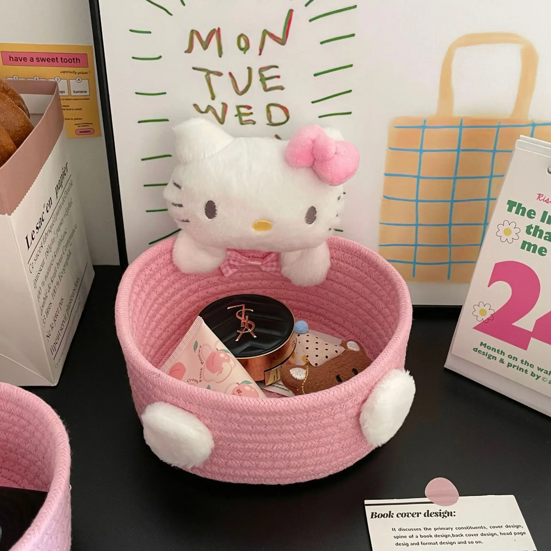 Image 7: Panier de rangement Hello Kitty, boîte de rangement pour cosmétiques et pinceaux de maquillage, boîte de rangement pour accessoires capillaires divers, décoration de chambre à coucher, cadeau