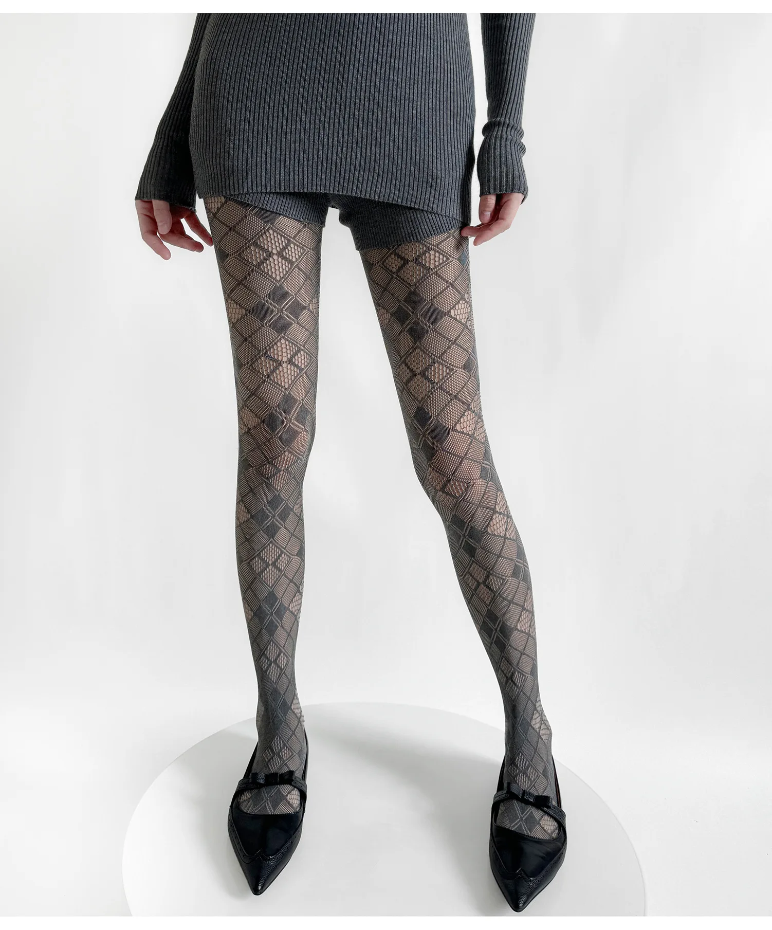 Stylish Atmospheric Grey Diamond-Shaped Ladies Hollow Out Pantyhose Sexy Hottie Lolita Retro British Style Plaid Fishnet Tights