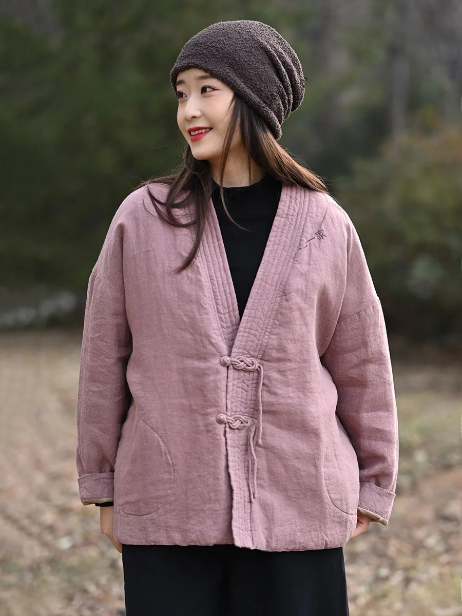 

Новая женская куртка из хлопка и льна в китайском стиле, оригинальный дизайн, этнический тренд, свободный крой, длинный рукав, V-образный вырез, застежка на одну пуговицу