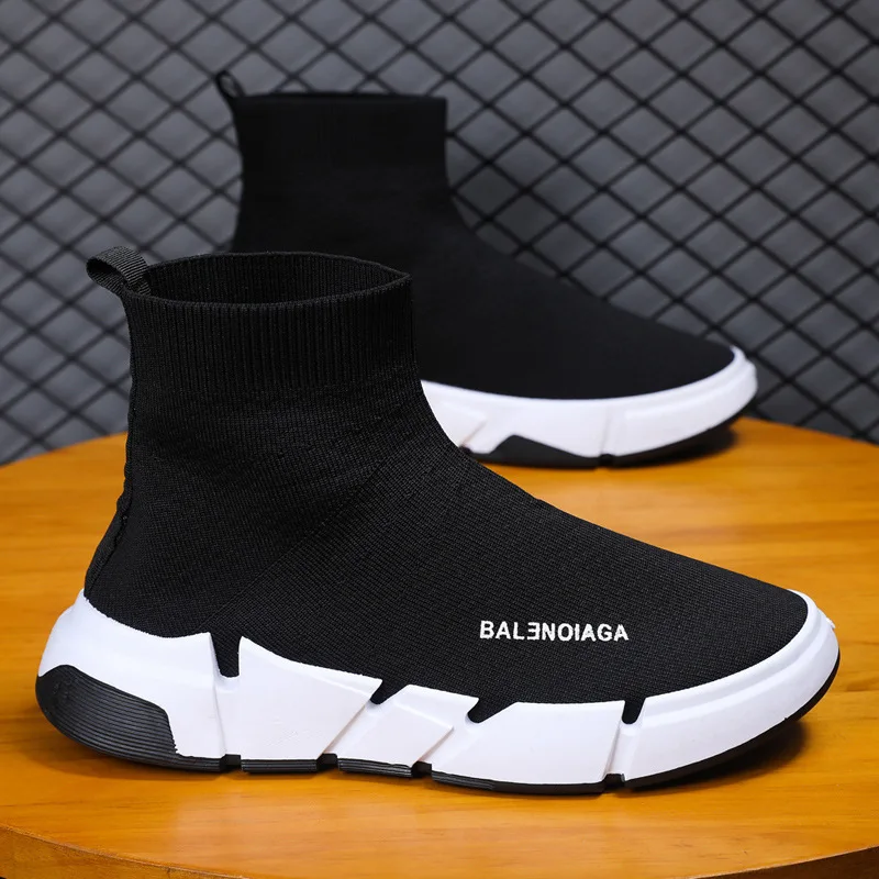 Hot Classic Socks Runing Shoes Men High Sock Trainers Women Slip on Couple Casual Shoes Lightweight Sneakers Men Basket Homme