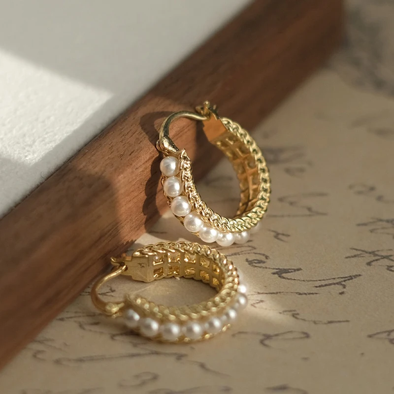 Huitan Dainty Bright Hoop Earrings with Imitation Pearl Exquisite Graceful Engagement Jewelry for Women Gentle Ear Accessories