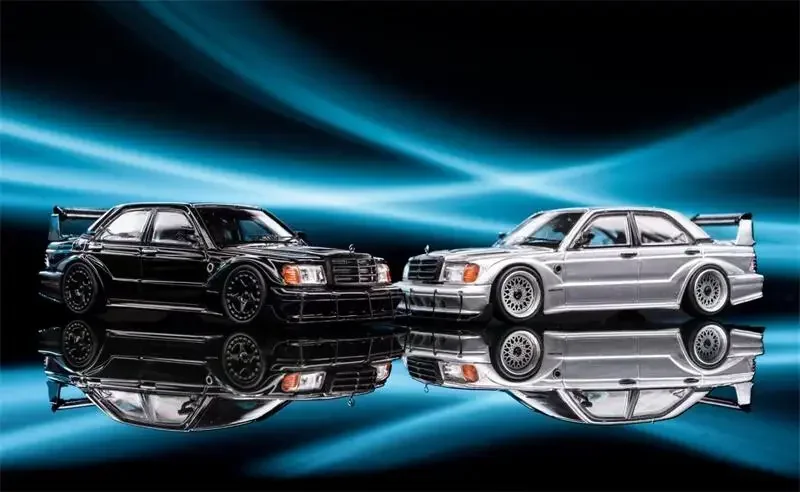 Rhino Model RM 1:64 W201 190E Zilver/Zwart Limited499 Diecast Modelauto