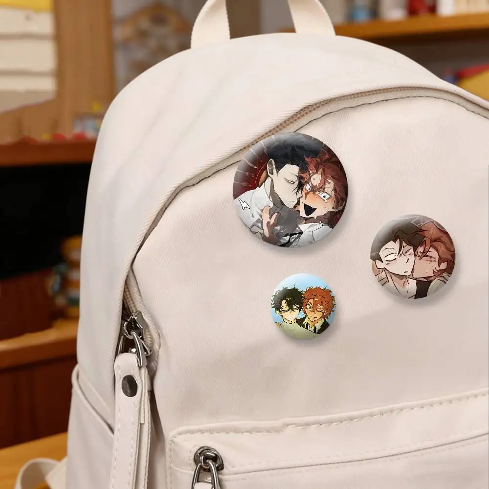 V-Vincent R-Rody D-Dead P-PlateS Button Pins Backpack Clothing Decor Brooch Badge Jewelry Gifts for Kids