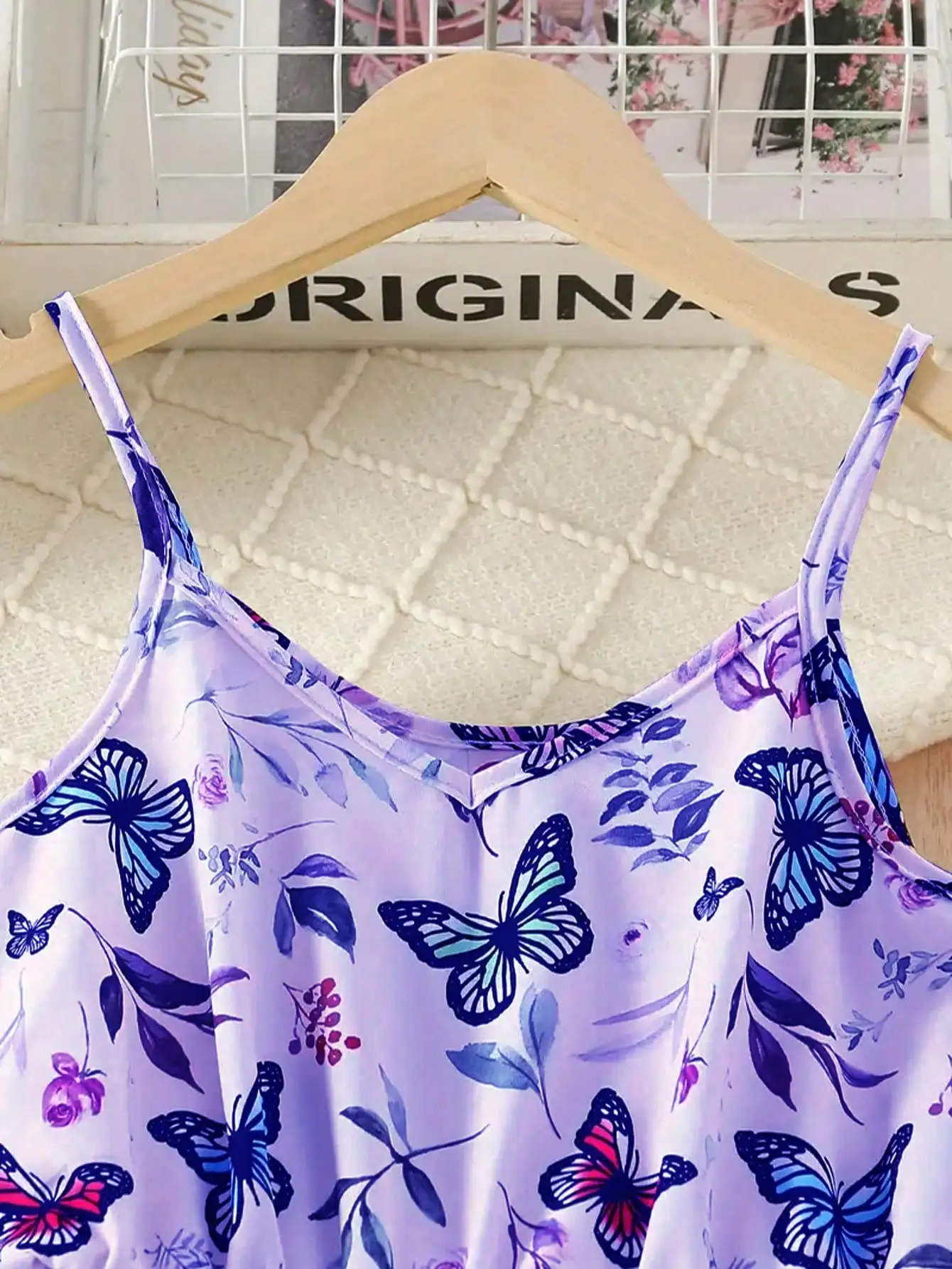 2026 Lässiges und elegantes Mädchenkleid mit Schmetterlingsdruck, ärmellos – V-Ausschnitt, lang, perfekte Wahl für den Sommer – Detail 12