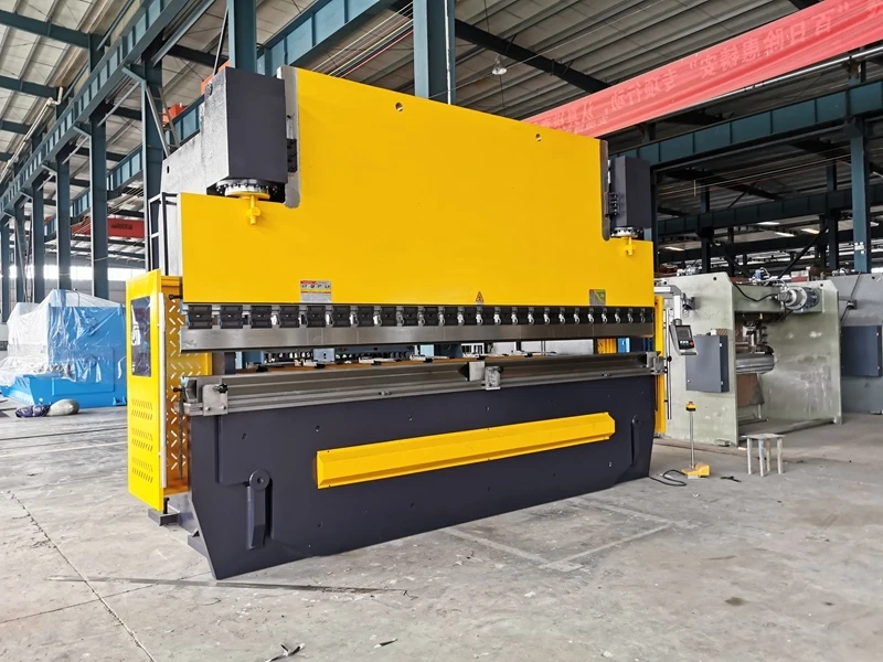 Servo Motor Press Brake 160 Ton 3 To 10 Meter CNC Sheet Metal Bending Hine