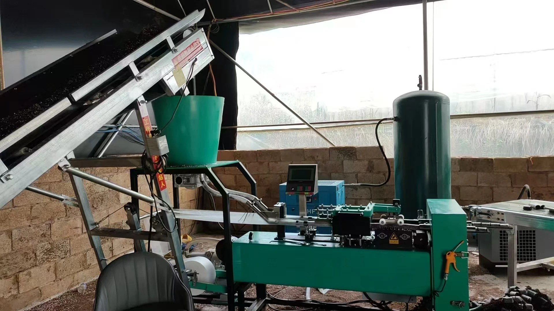 Non-Woven Nutrition Block Forming Machine Lightweight Substrate Cup Filling Machine Production Line Seedling Forming Machine