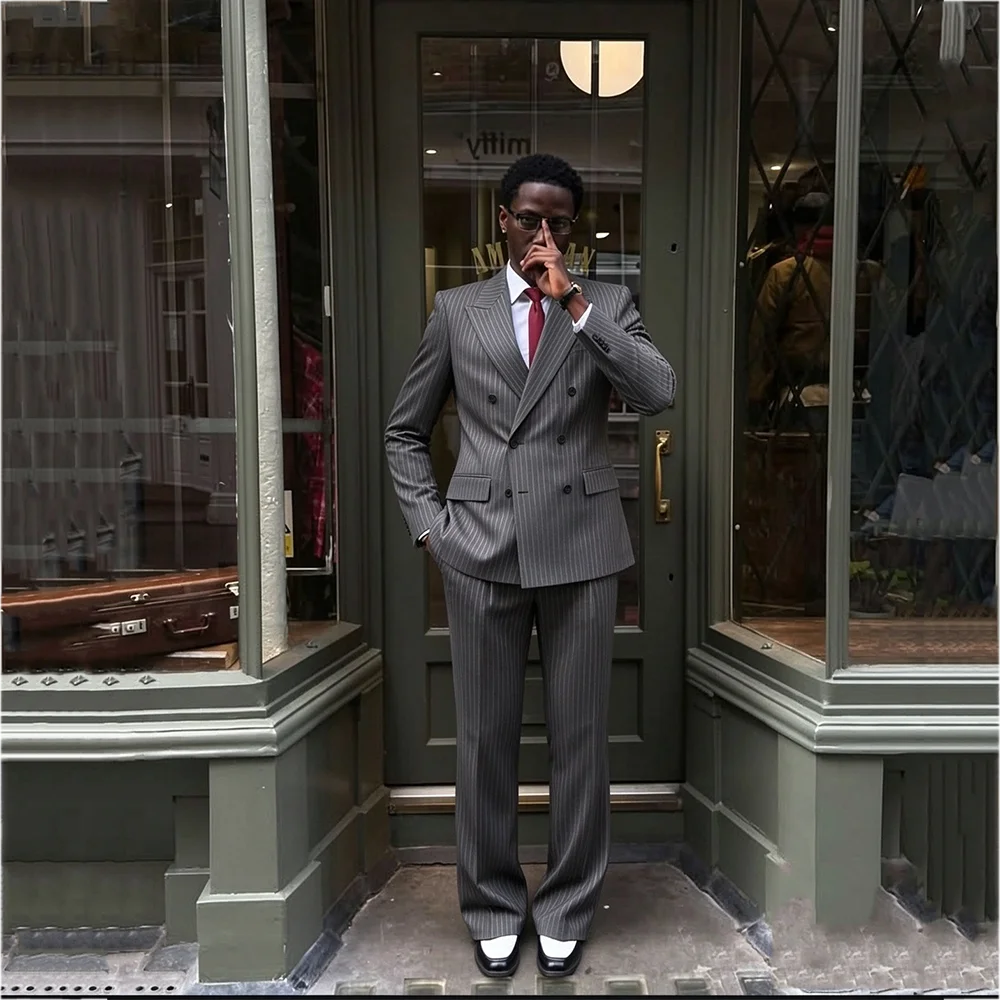 Gray Pinstripe Men's Suit Double Breasted Elegant Chic Jacket Pants Peak Lapel Gentleman Attire Formal Business Wedding Set