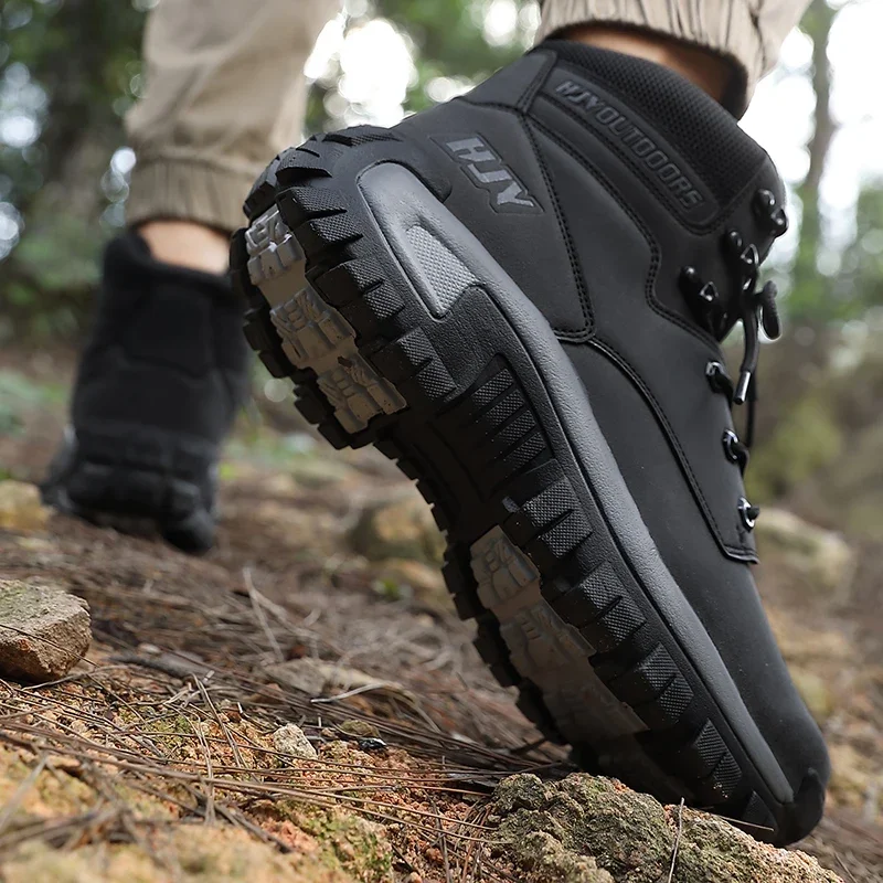 High-Top Leather Men's Boots Breathable Desert Combat Boots Outdoor Non-slip Hiking Boots Men Motorcycle Boots Work Ankle Boots