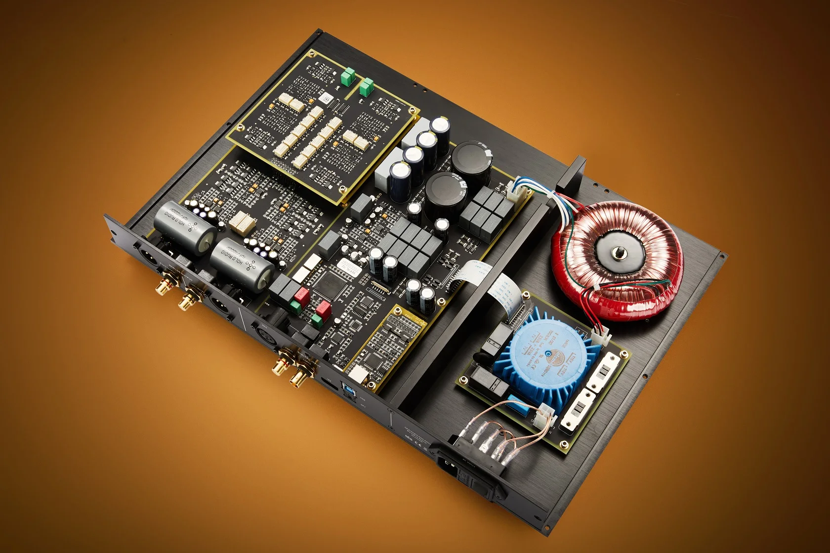 HOLO Audio, สปริง 3, สปริง 3, DAC ตัวถอดรหัสชนิด R2R แบบแยกส่วนเต็ม, DSD โซลูชันโดยตรง