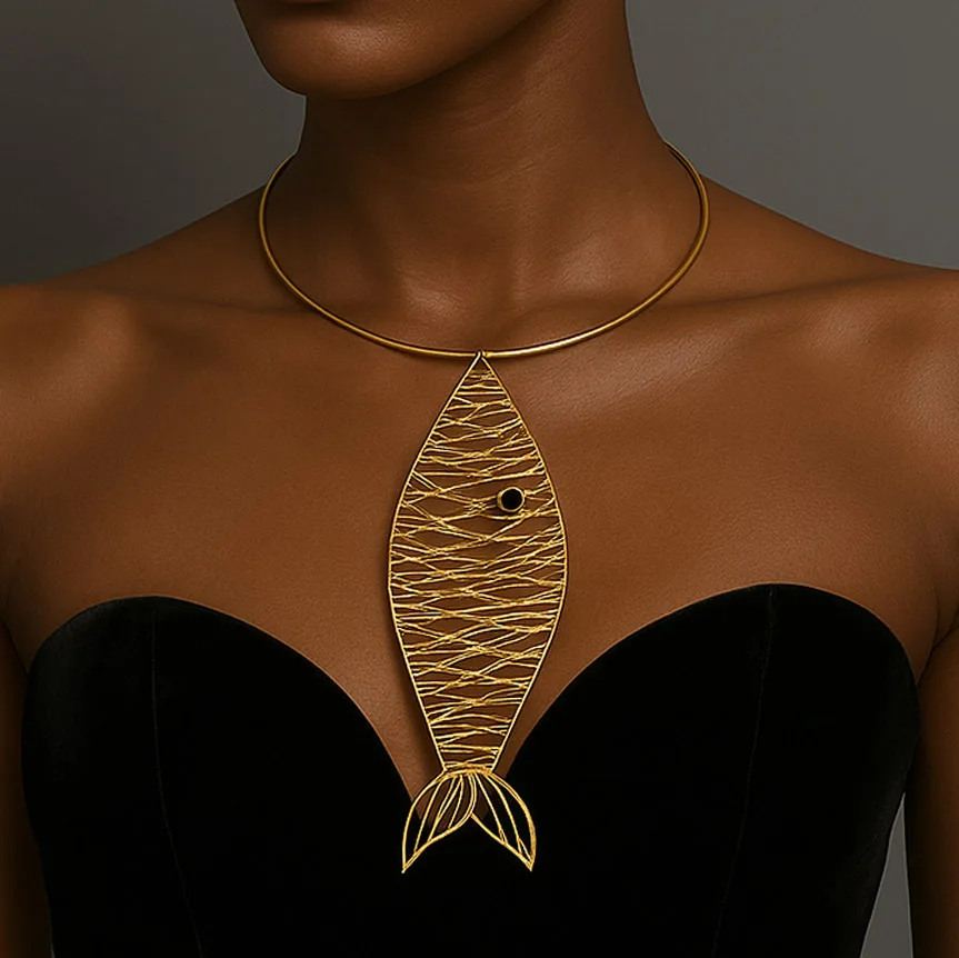 2025 New Fashion Exaggeration Golden Hollowed-out Fish Shape Pendants Necklaces Women Open Circle Choker Necklace Jewelry