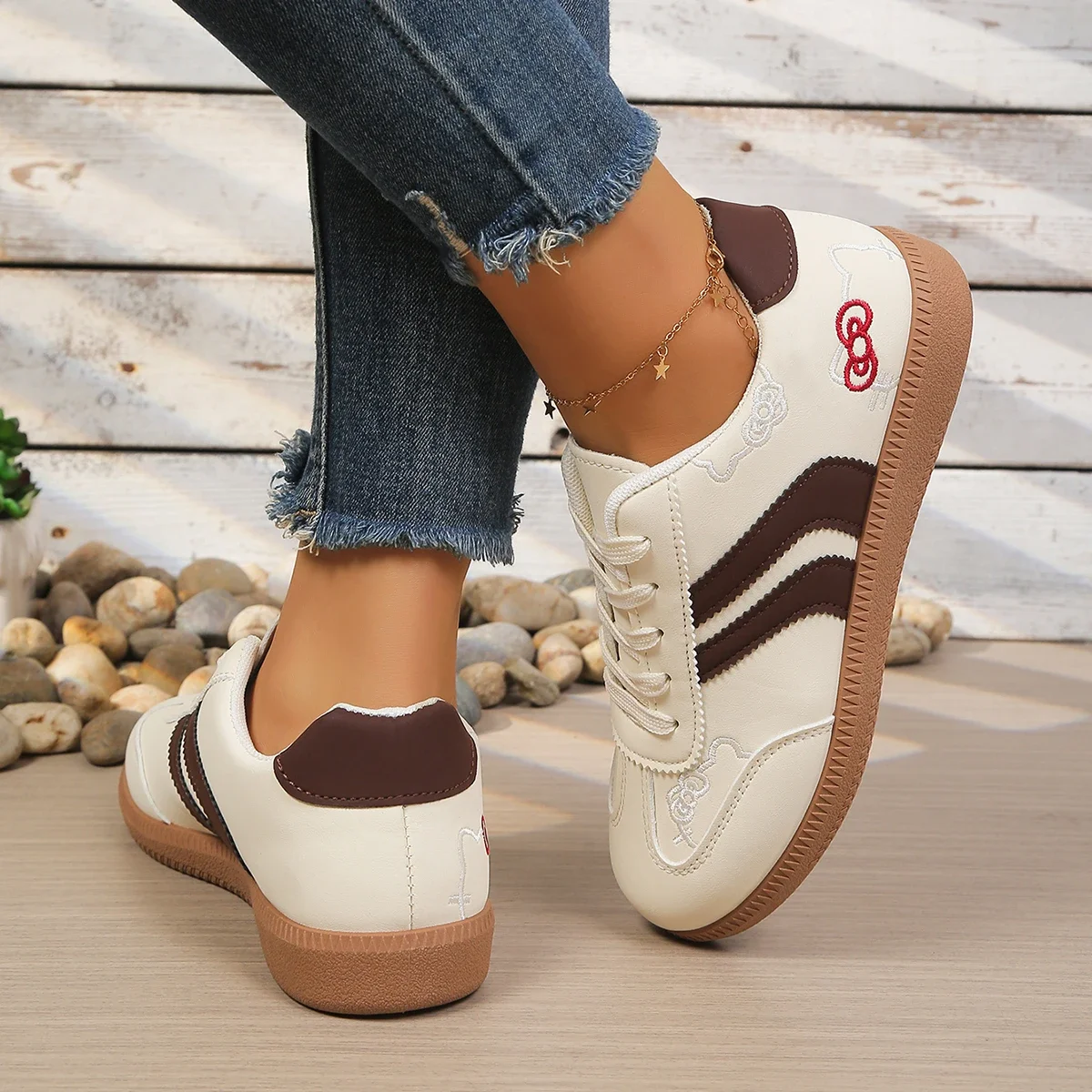Koreanischer Stickerei-Stil 2026 Neue Damen-Trainingsschuhe, Vielseitige Casual-Sport-Ultra-Leichte Flache Weiße Sneaker – Detail 6