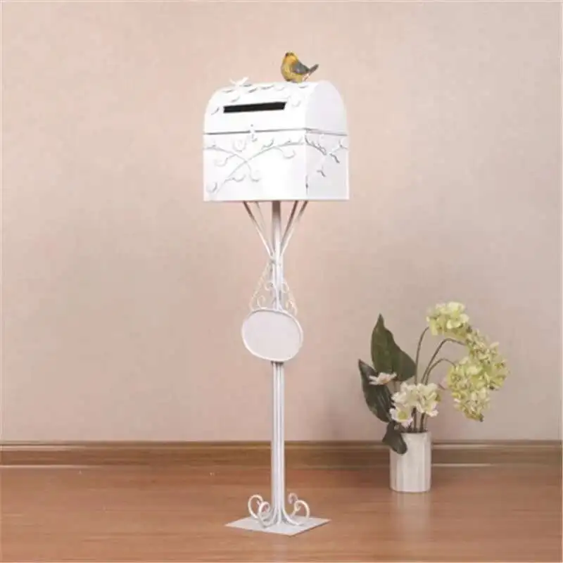 

Wrought Iron Villa Mailboxes Letter Box Outdoor Mailbox Garden Rain-proof Inbox Wedding Props Box Home Inbox Vertical