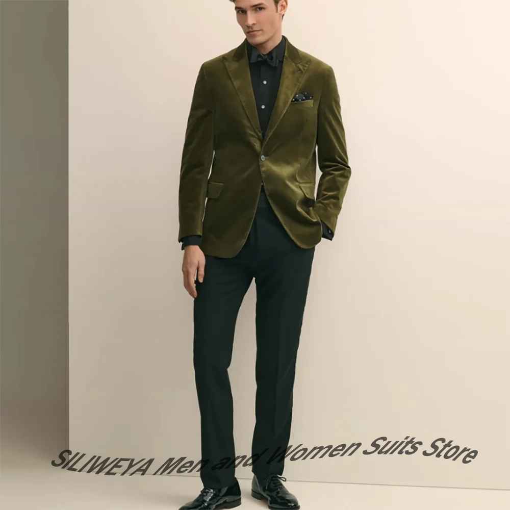

Men's Olive Velvet Suits Single-Button Peaked Lapel Jacket+Pants Set Timeless Classic Formal Wear for Wedding & Evening Parties