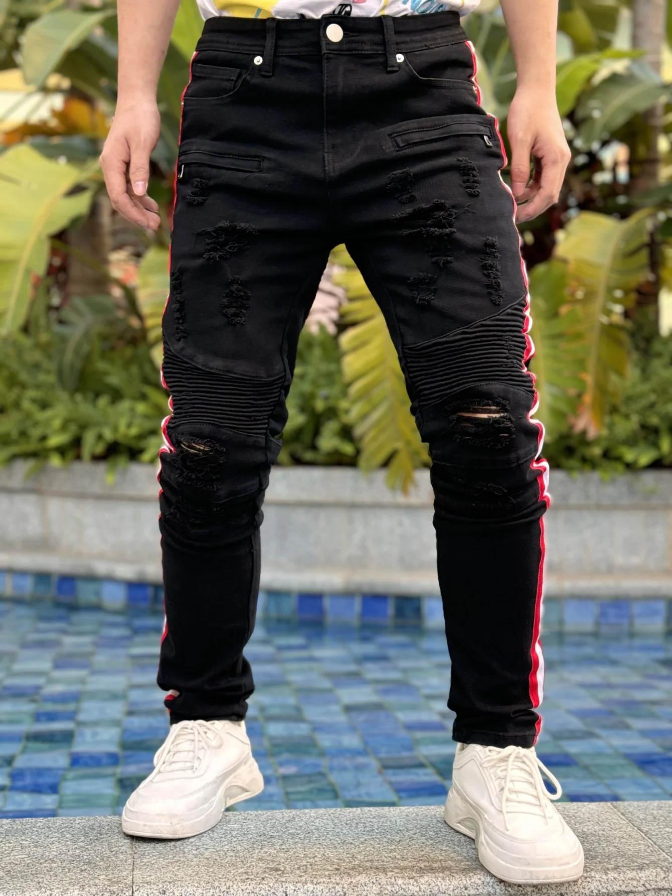 

Y2K Men's Denim Hole-out Pants Patchwork Collection - Fashionable Trendy Street Hip-Hop Style Regular Fit Black Cotton Blend