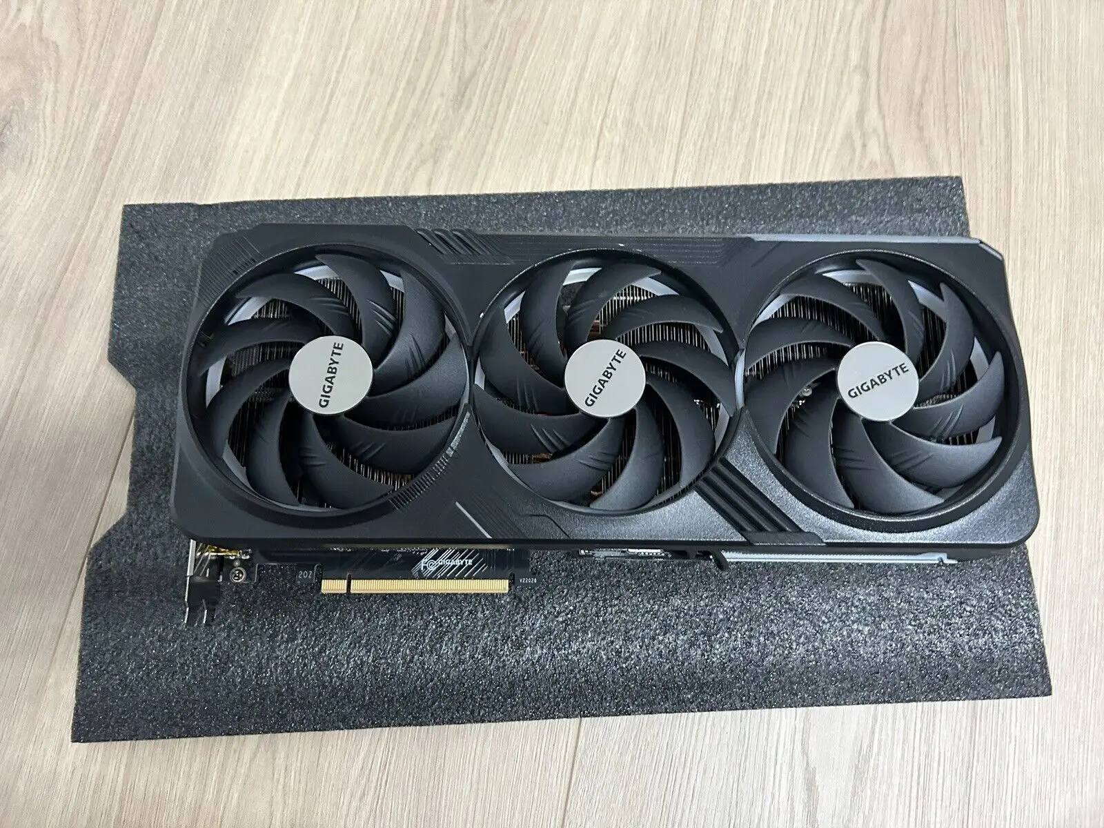 

Видеокарта GeForce RTX 4090 GAMING OC 24 ГБ GDDR6X