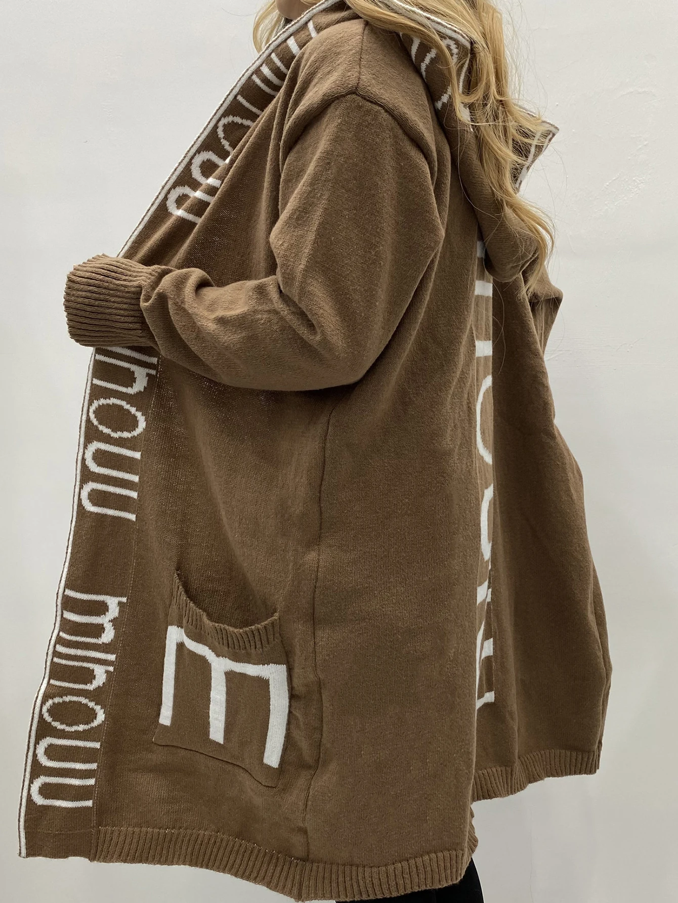 

Women's Long Sleeve Hooded Sweater Casual Letter Print Autumn Winter Basic Style with Pockets for Ladies