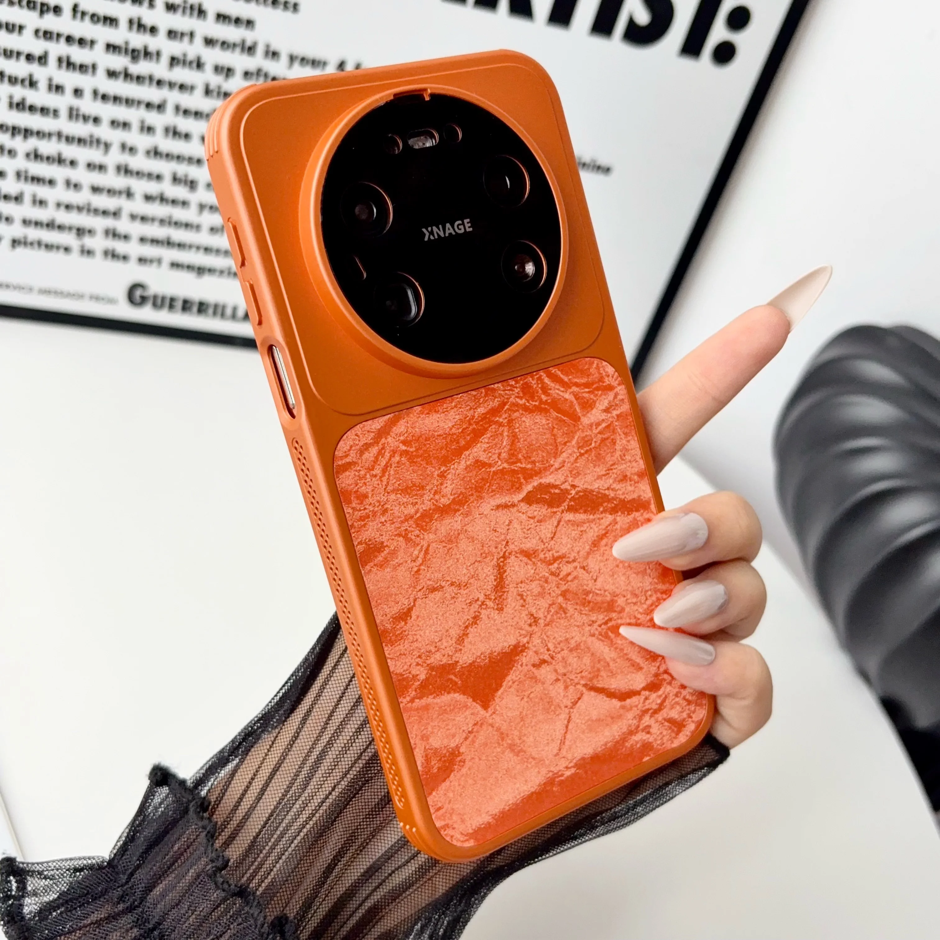 Huawei Mate 60 - Schokbestendige telefoonhoes van suèdeleer met bergpatroon