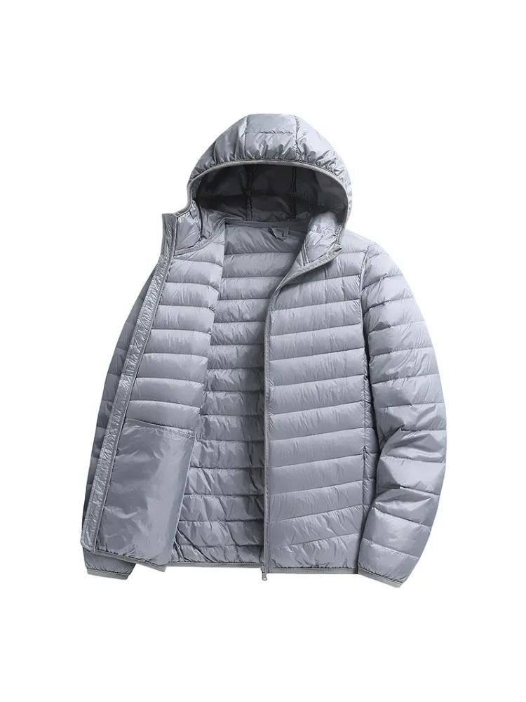 เสื้อโค้ทกันหนาวน้ำหนักเบาสำหรับผู้ชาย เสื้อโค้ทขนนกมีฮู้ด เสื้อแจ็คเก็ตขนเป็ดผู้ชาย เสื้อแจ็คเก็ตขนเป็ดน้ำหนักเบาพิเศษรุ่นใหม่