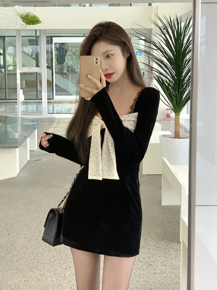 French Vintage Black Bodycon Velvet Dress Office Lady Elegant Y2k Mini Dress Women Short Party One Piece Dress Korea 2024 Autumn