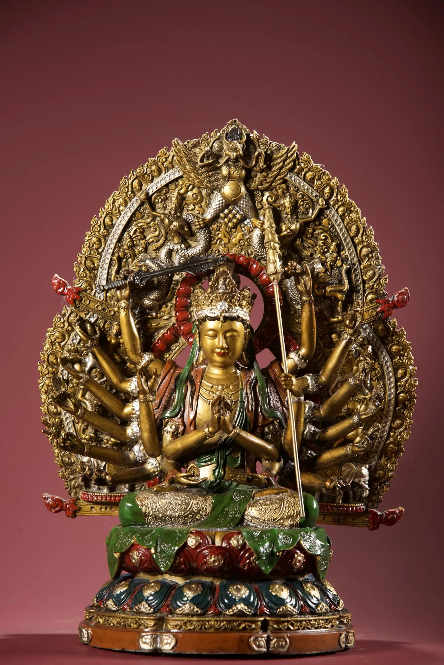 Old Bronze Painted Dapeng Dragon Pattern Backlight Lotus Buddha Terrace Cundhi bodhisattva  1000 Handle Guanyin
