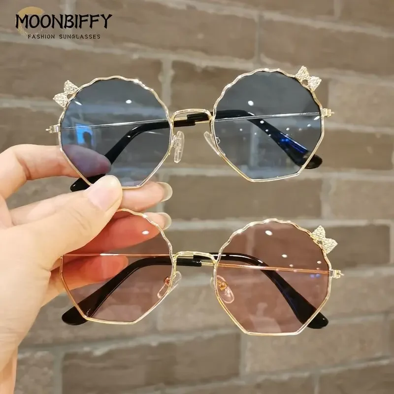 New Fashion Children's Sunglasses Boys and Girls Anti-UV Sun Glasses Baby Cute Bow Little Girl Shell Glasses Metal Frame Eyewear