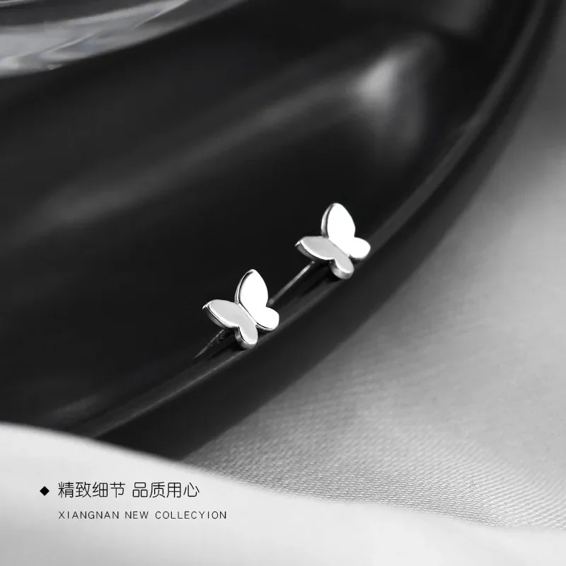 925 Sterling Silver Cute Mini Butterfly Stud Earrings Children Girl Simple Romantic Piercing Jewelry Accessories