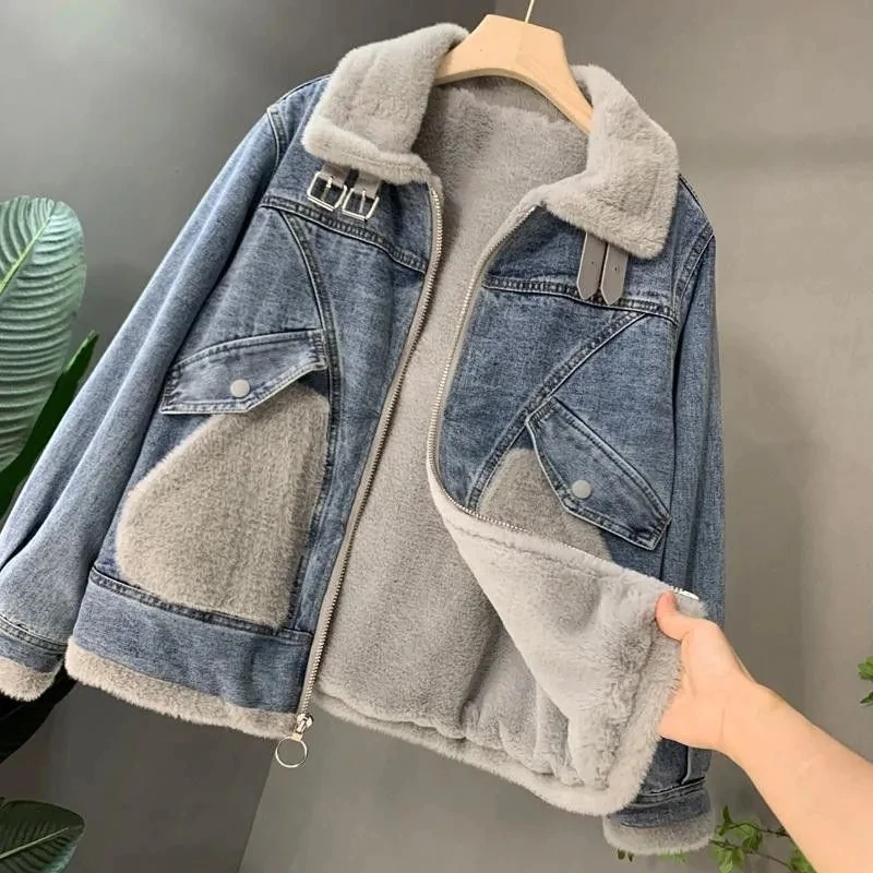 

Female High grade Faux Mink Stitching Loose Denim Jacket Autumn/Winter 2023 Warm Plush Thicken Jean Coat Women Parkas Overcoat