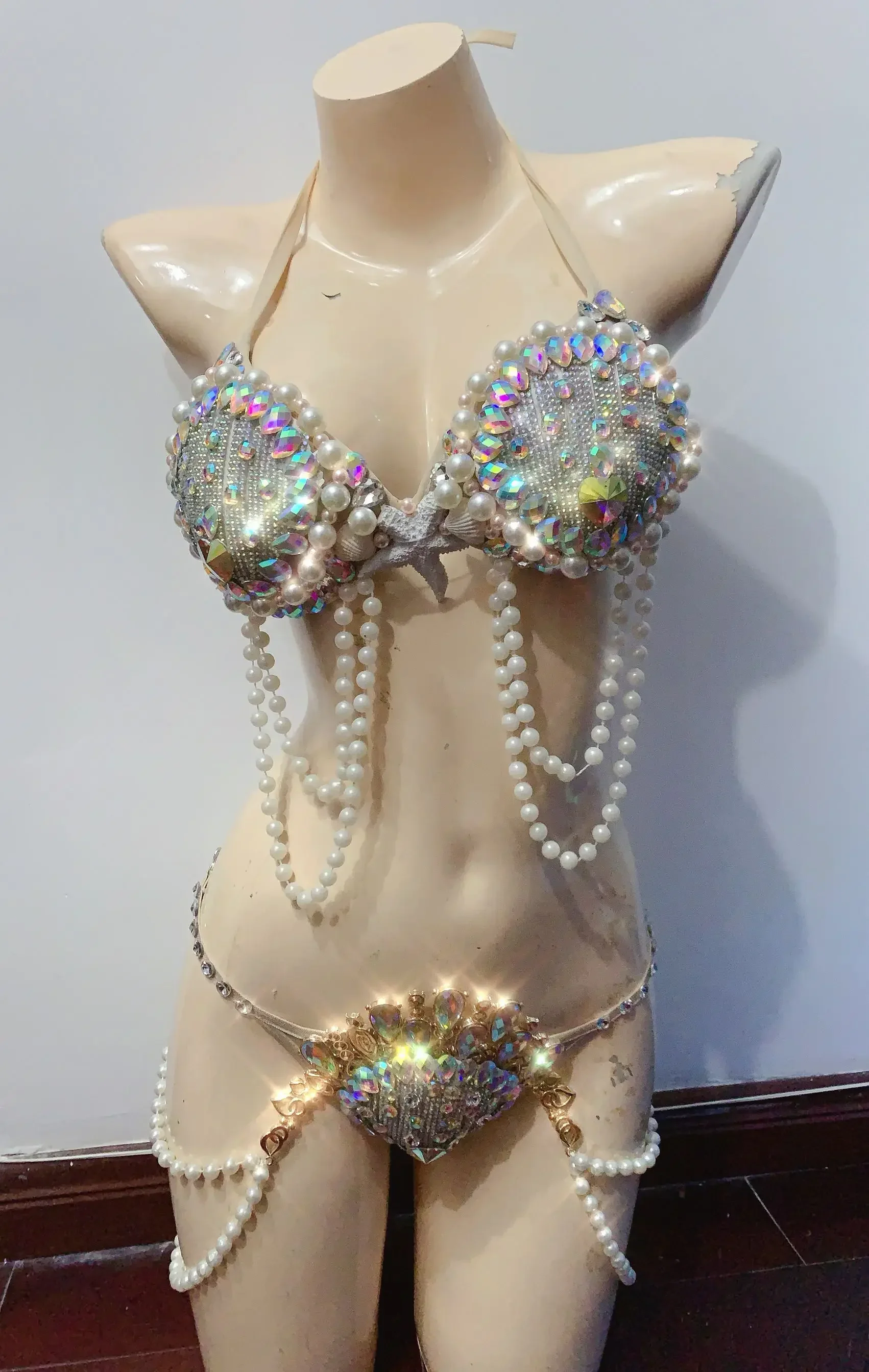 

Nightclub dj gogo sexy shell bikini costume party girl shiny pearl rhinestones belly dance costumes