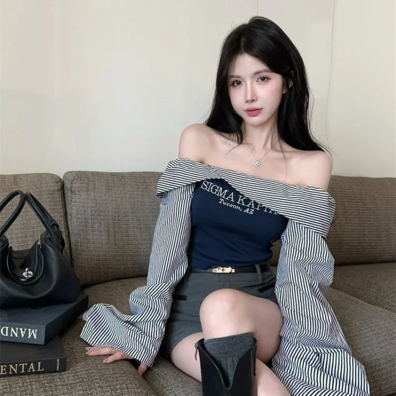 

Korean Retro Style Striped One-word Collar Off-the-shoulder Long-sleeved Shirt Fashionable 2026 Alphabet Printed Top Horn Sleeve