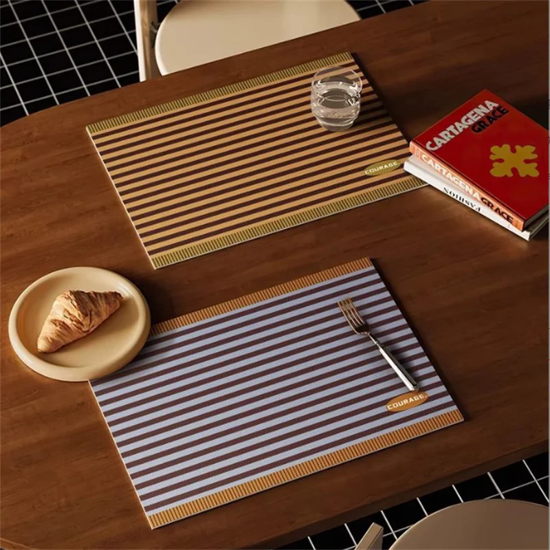 

Antique Style Leather Placemat 30x45CM Waterproof Oil Proof No-Wash Erasable Western Style for Bowl Plate Cup Mat