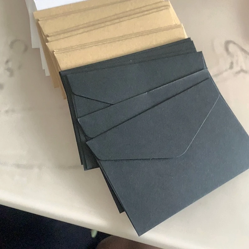 

20pcs Simple Retro Kraft Paper Envelope 10.5x7cm C6 Envelope Creative Kraft Paper Greeting Card Packaging Bag Envelope