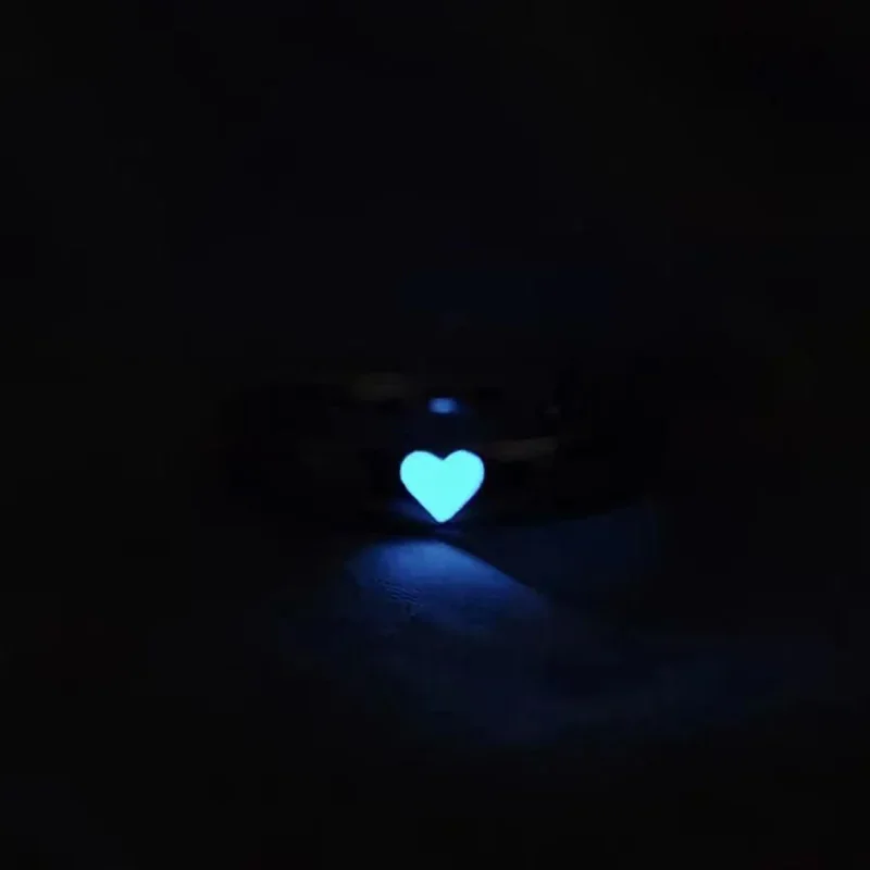 Fashion Pink Love Heart Luminous Couple Ring For Women Men Retro Glow In Dark Silver Color Adjustable Finger Rings Jewelry Gift