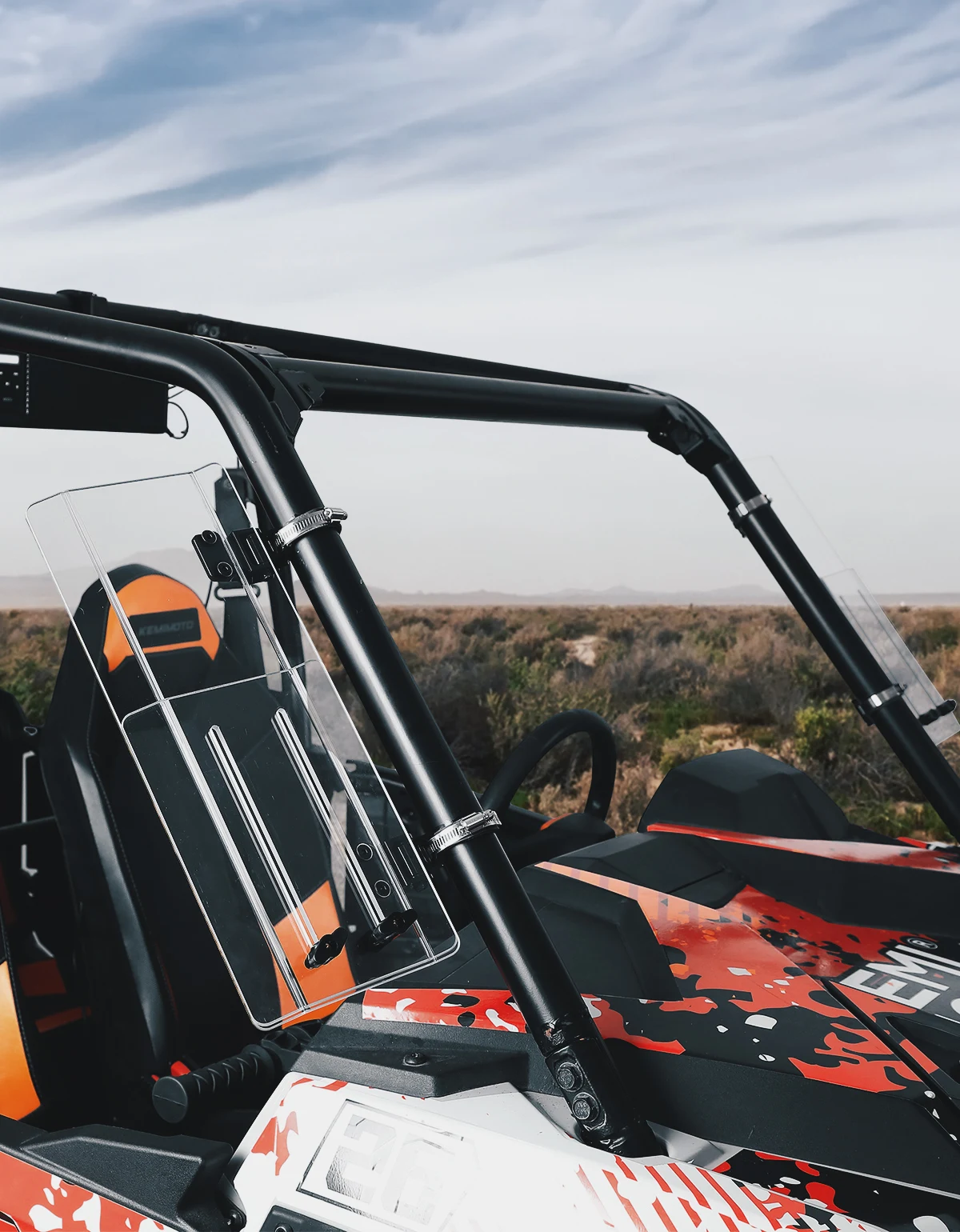 

Боковые дефлекторы ветра, совместимые с Polaris RZR для Can-Am Maverick X3 UTV, подходят для круглых рулонных стержней 1,5-2,2 дюйма