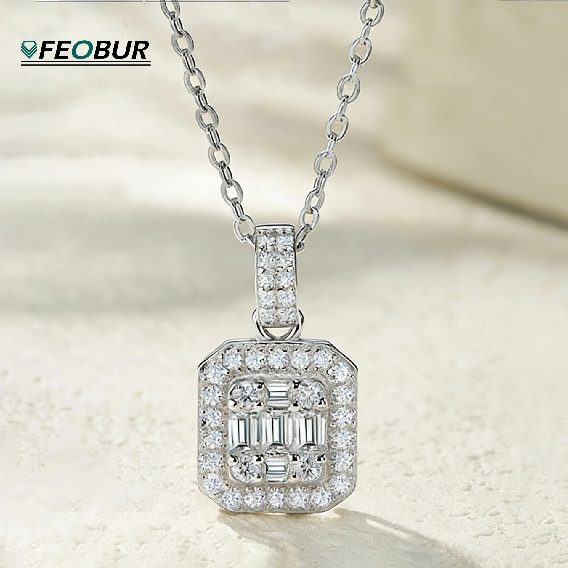 

FEOBUR Round & Emerald Cut Full Moissanite Pendant Necklace S925 Silver Sparkling Diamond Clavicle Chain Jewelry Gift for Women