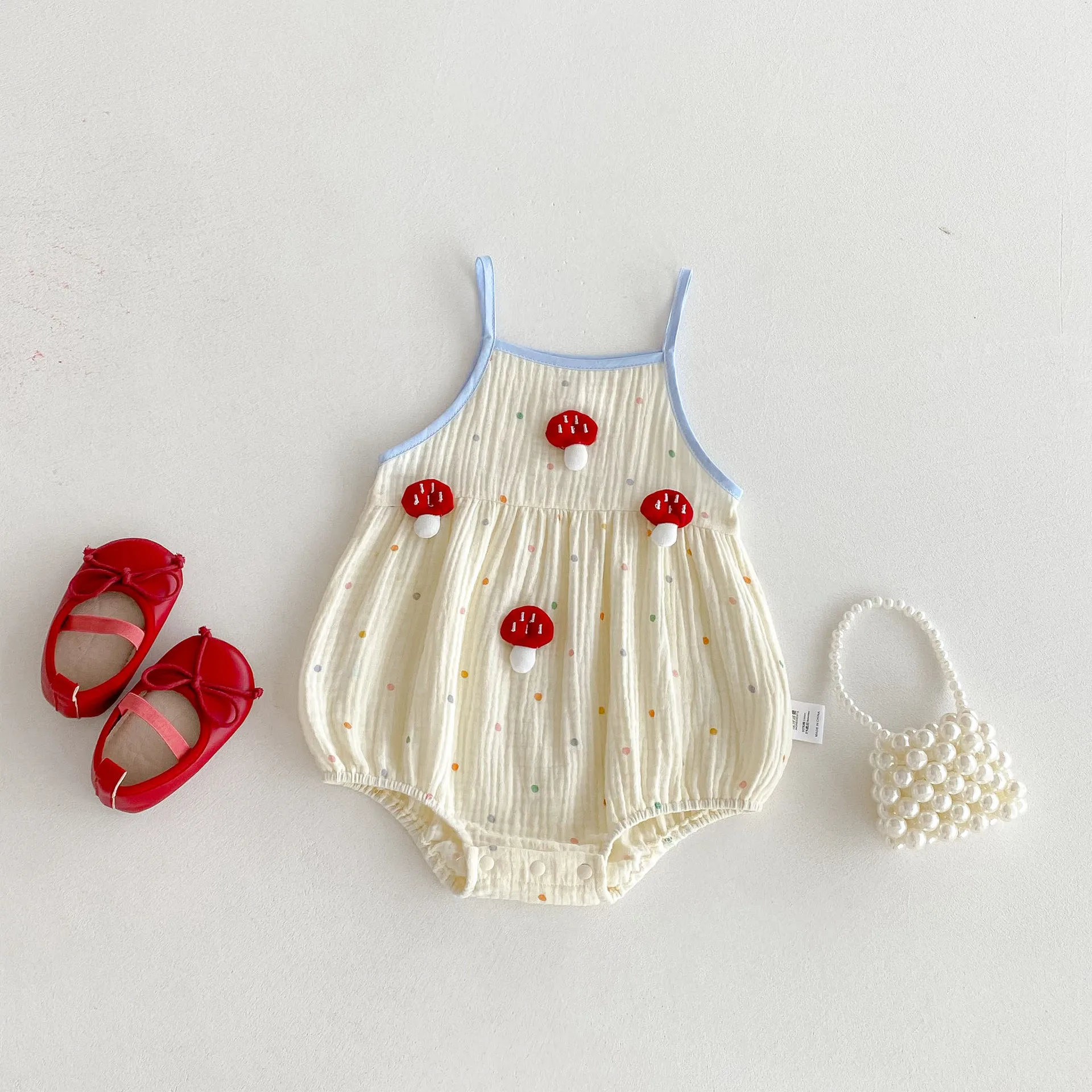 

Korean Fashion Cool Newborn Baby Girl Strap Jumpsuit Mushroom Decor Soft Linen Infant Girl Bodysuit for 0-2 Years
