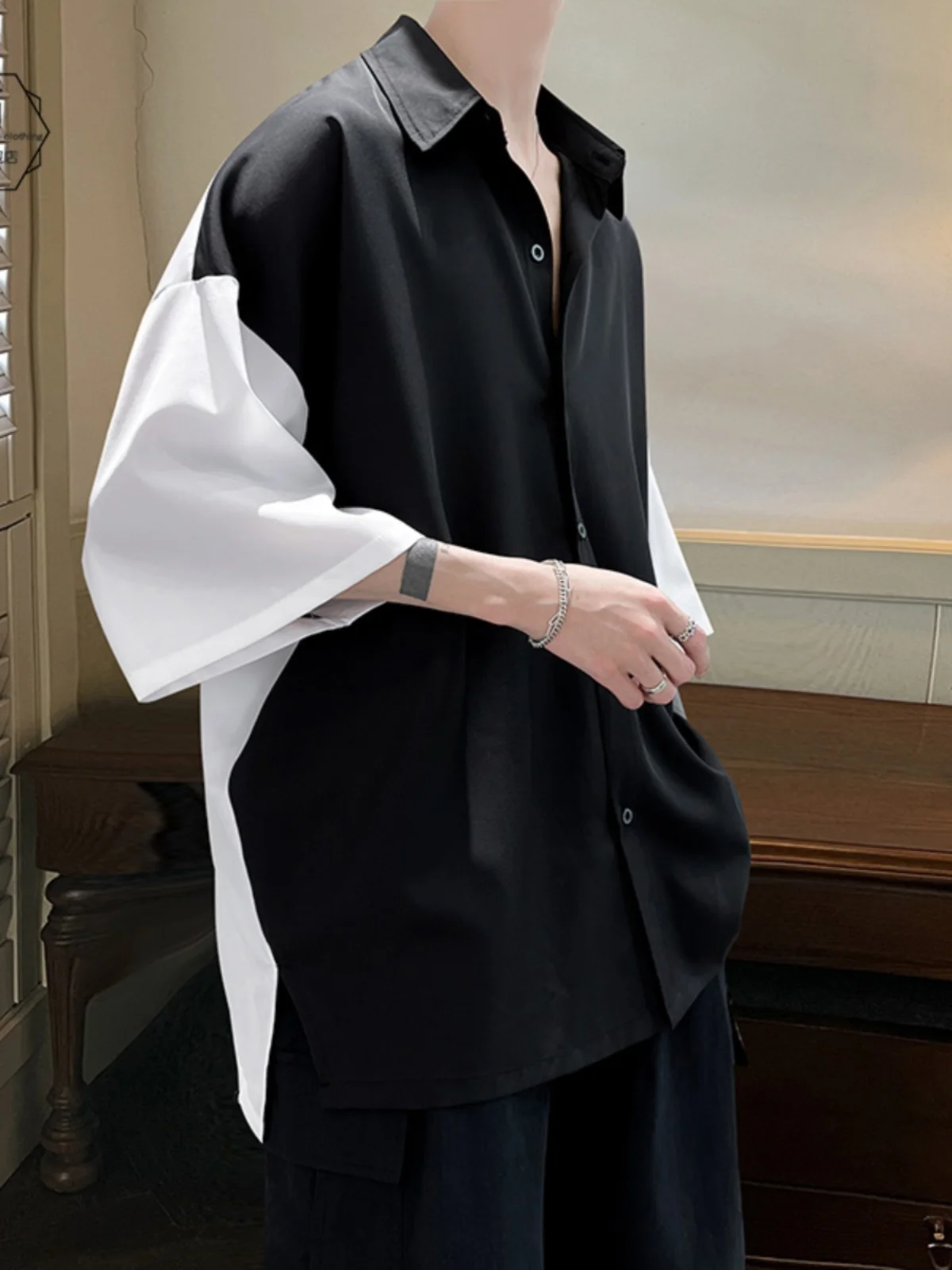 

Мужская летняя тонкая футболка Color Blo с коротким рукавом, повседневная, модная, в британском стиле, с вырезом в форме полумесяца, свободного кроя, из полиэстера