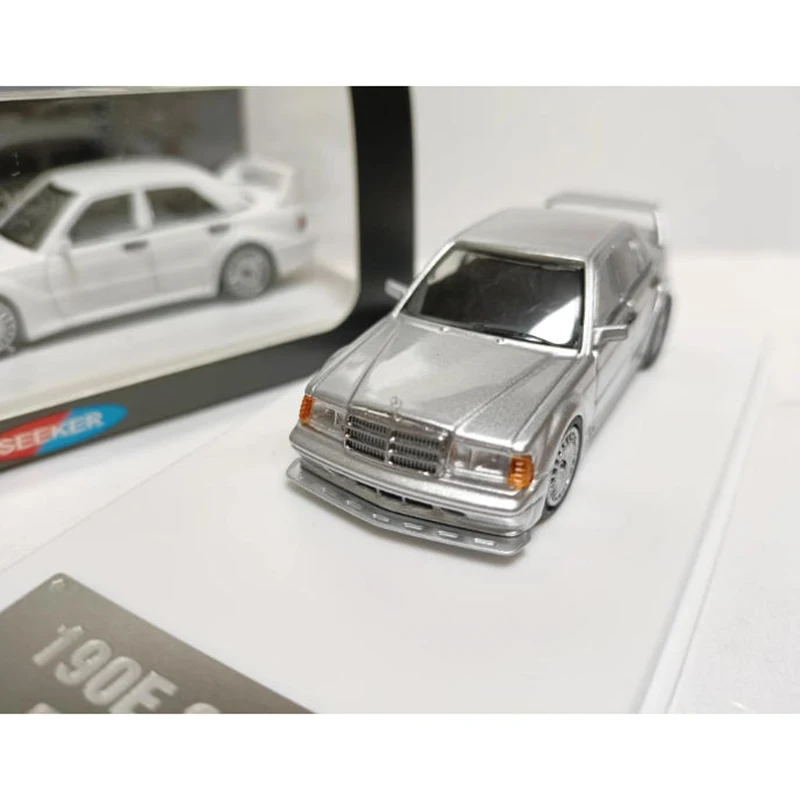 Cercatore Scala 1/64 190E W201 2.5-16 Evo Modello di auto in lega Classici Regalo souvenir per adulti Hobby e giocattoli