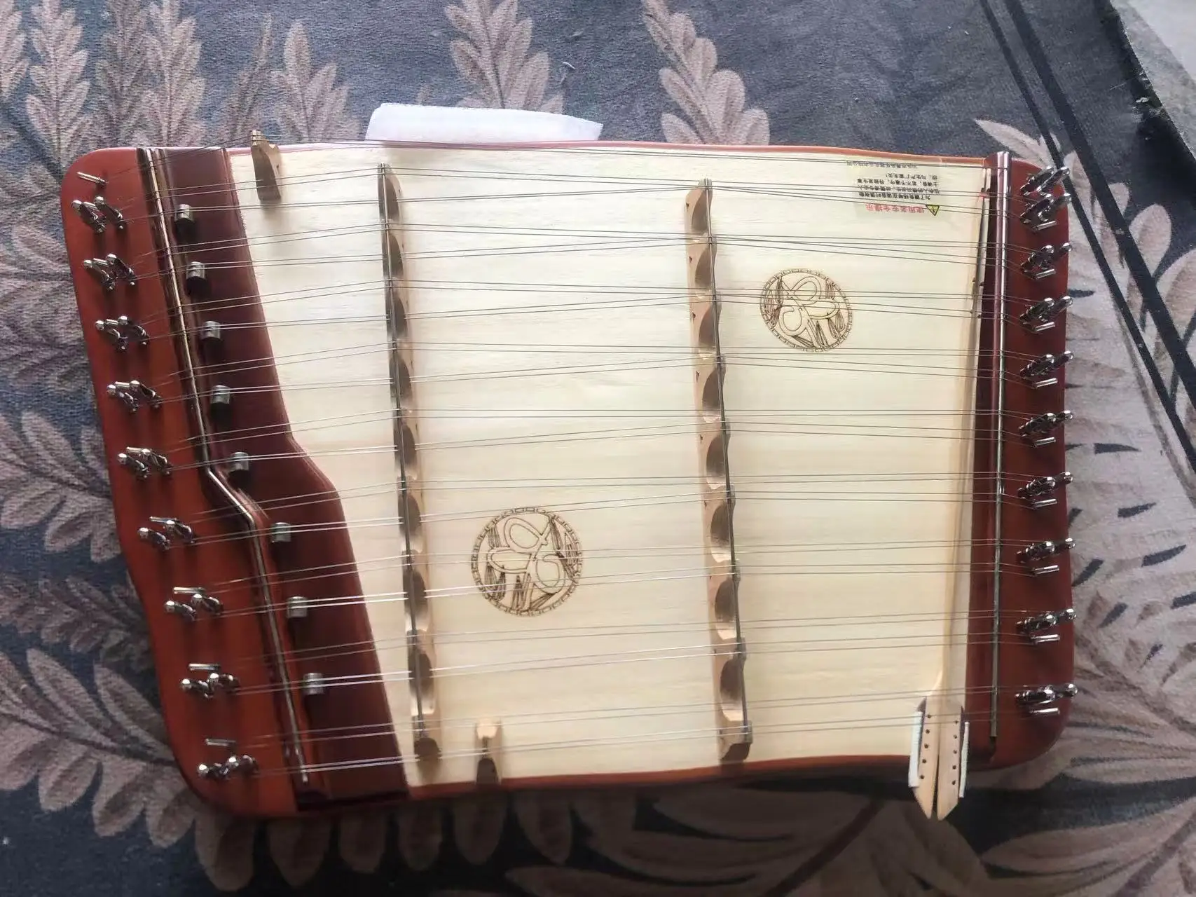 

Портативный китайский струнный инструмент Dulcimer yanqin
