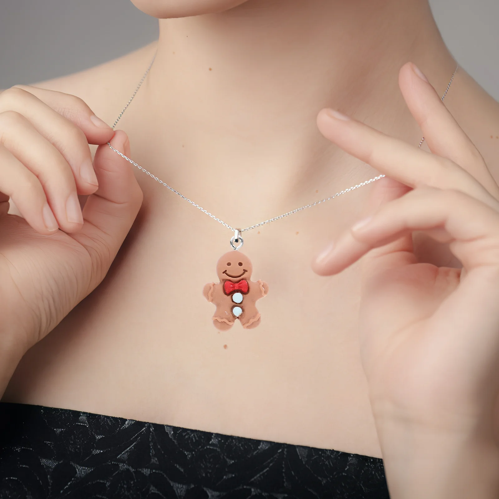 

20Pcs Gingerbread Man-Shaped Decors Resin Charms for Jewelry Making Necklace Bracelet Adorable Pendants Bracelet Pendants