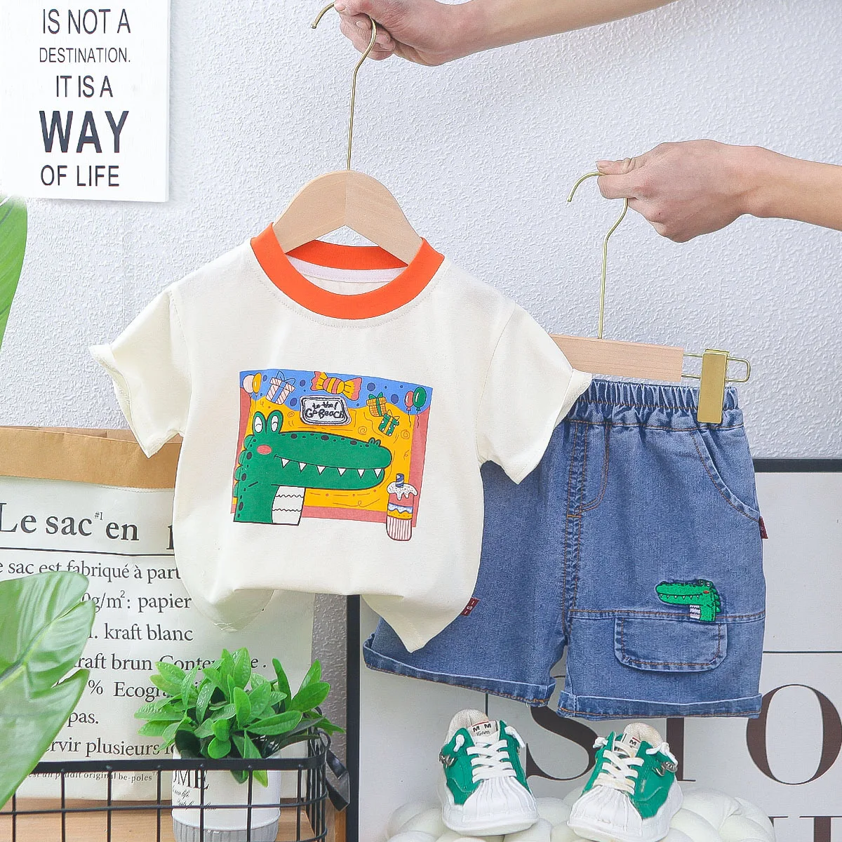 summer Boys 2-Piece dinosaur Outfit Set Cartoon Short-Sleeve Top +Shorts Elastic Waistband for Toddler Girls Boys 1 2 3 4 years