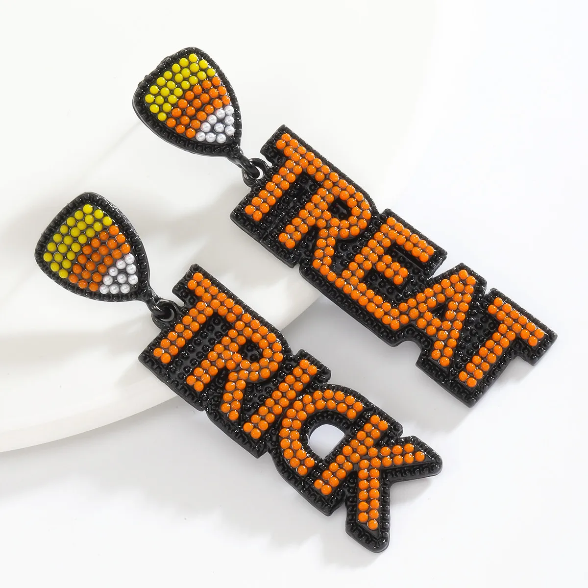 Vedawas 보헤미안 구슬 유령 마녀 모자, 트릭 트리트 문자 귀걸이, 할로윈 축하 축제 합금 여성 액세서리