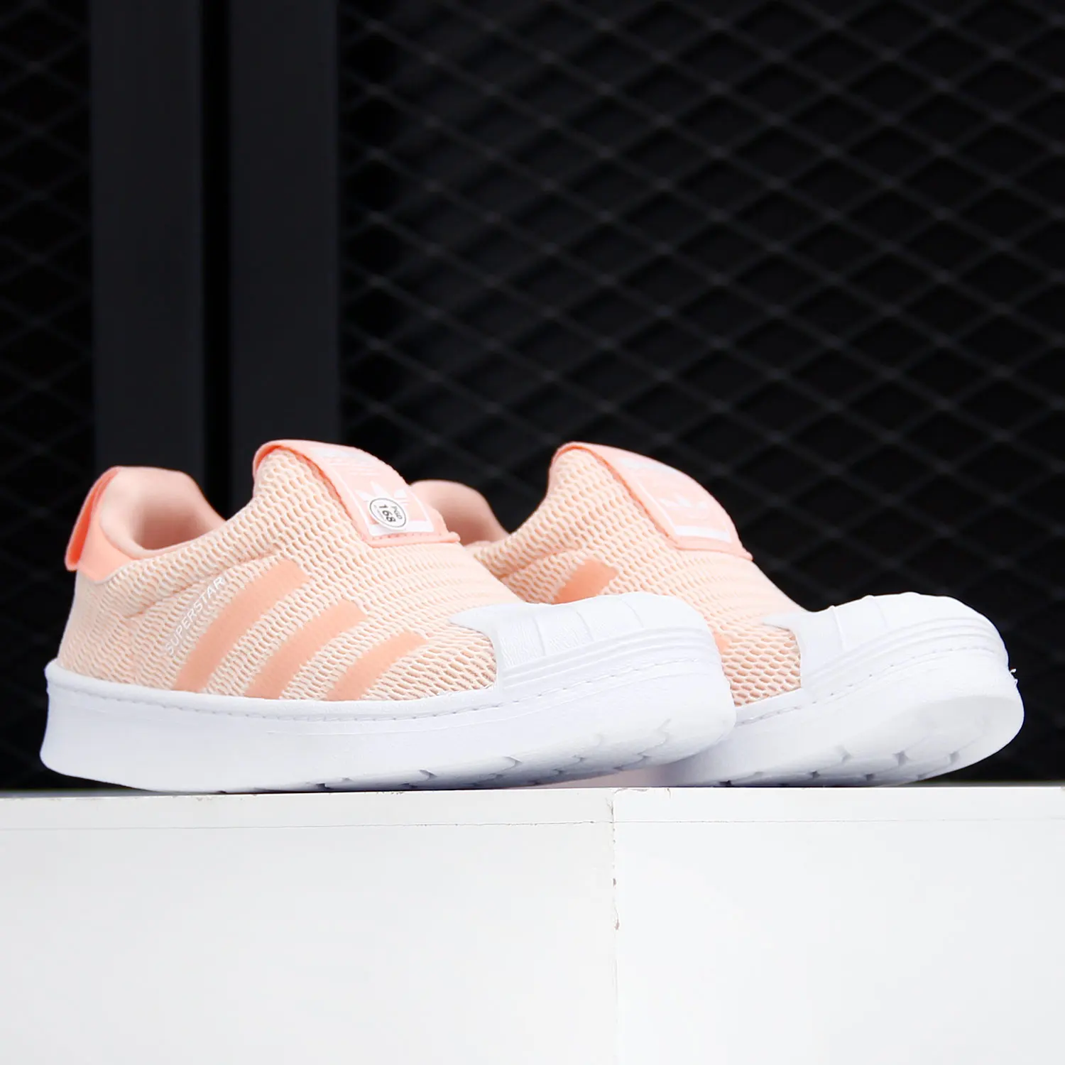 

Оригинальные классические спортивные кроссовки Adidas Three Leaves SUPERSTAR 360C для больших детей EF6645