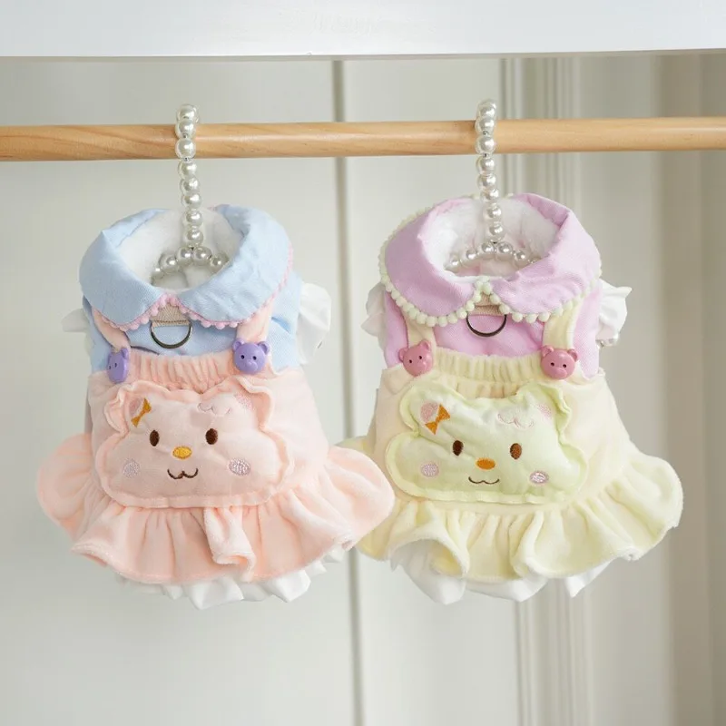Dog Clothes, Autumn and Winter Clothes, Velvet Cat Straps, Princess Skirts, Cotton-padded Clothes Can Be Towed.