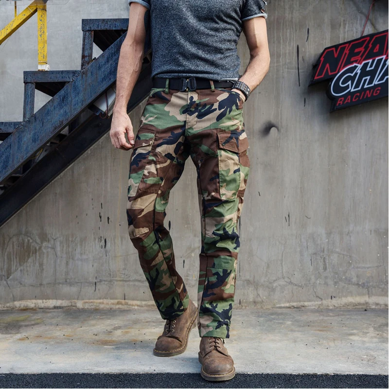Variant: Four color Camo